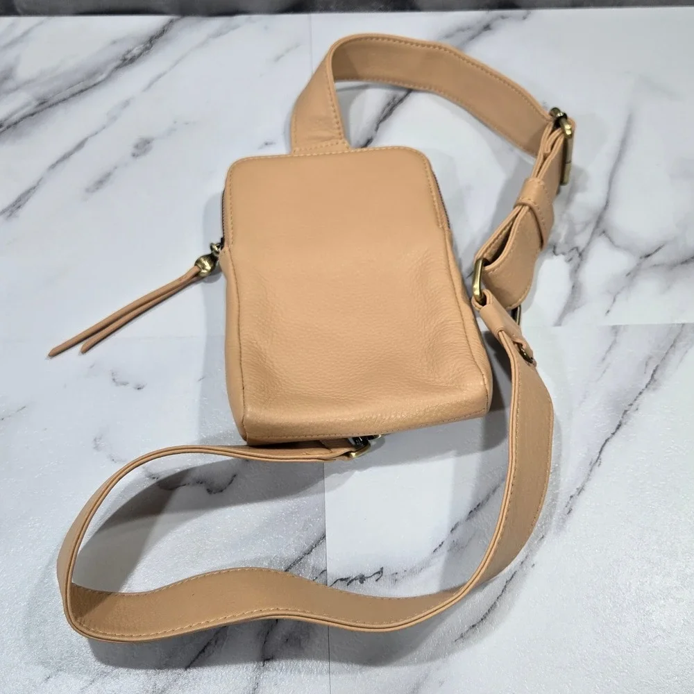 Hobo Grant Sling Bag Porcini Tan Leather Vertical Crossbody Backpack Pouch
